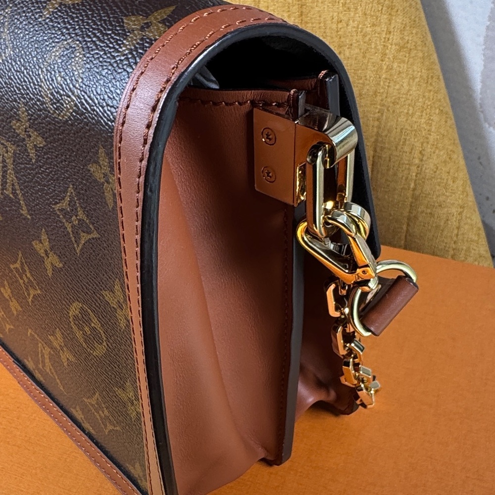 Louis Vuitton Brown Monogram Shoulder Bag - Picture 12 of 16